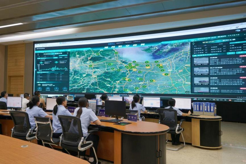 “一網(wǎng)統(tǒng)飛”平臺(tái)指揮大廳。浙江移動(dòng)供圖