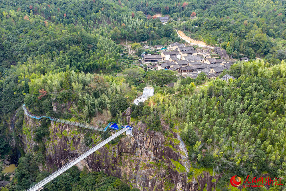 浙江省龍泉市下樟村。人民網(wǎng) 章勇濤攝