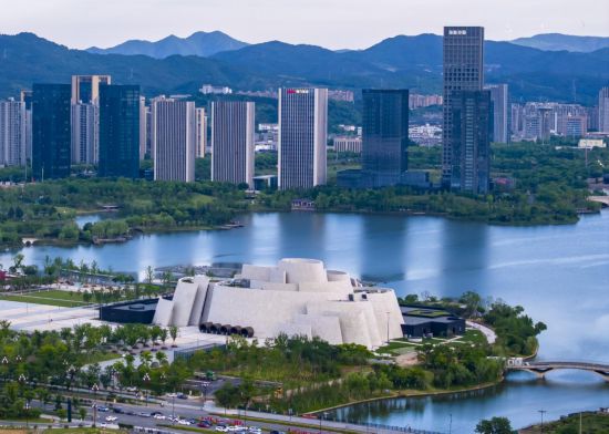 寧海新地標(biāo)潘天壽藝術(shù)中心。寧?？h委宣傳部供圖
