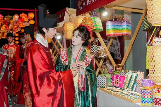 沉浸式、互動化的活動體驗。越城區(qū)塔山街道供圖